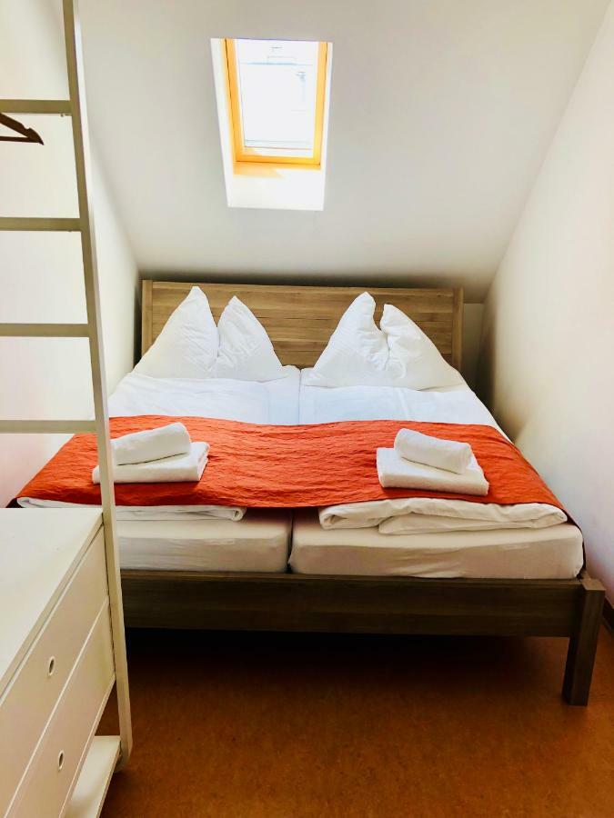 וינה Aparthotel Bianca מראה חיצוני תמונה